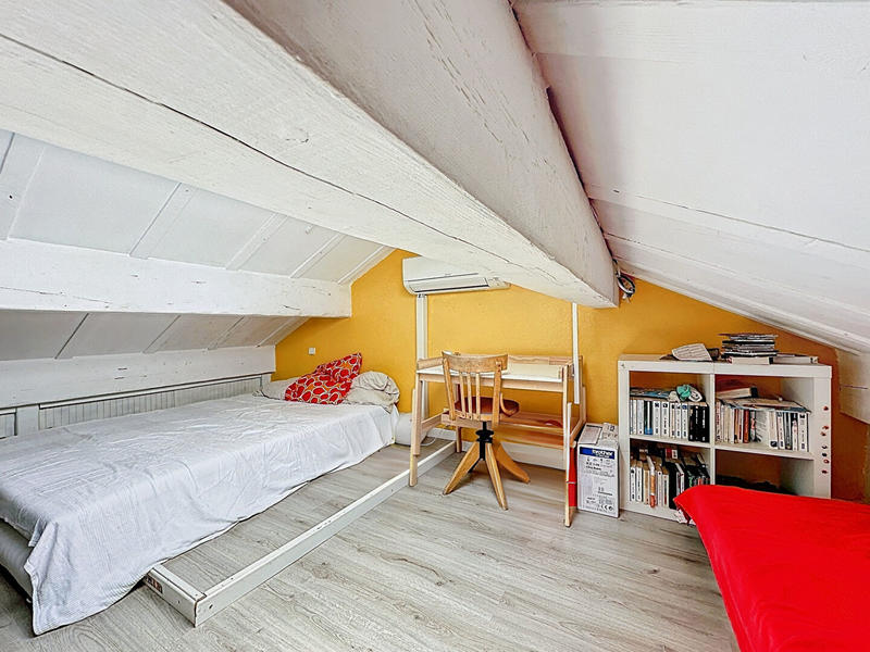 Maison - 92 m² - 4 pièces