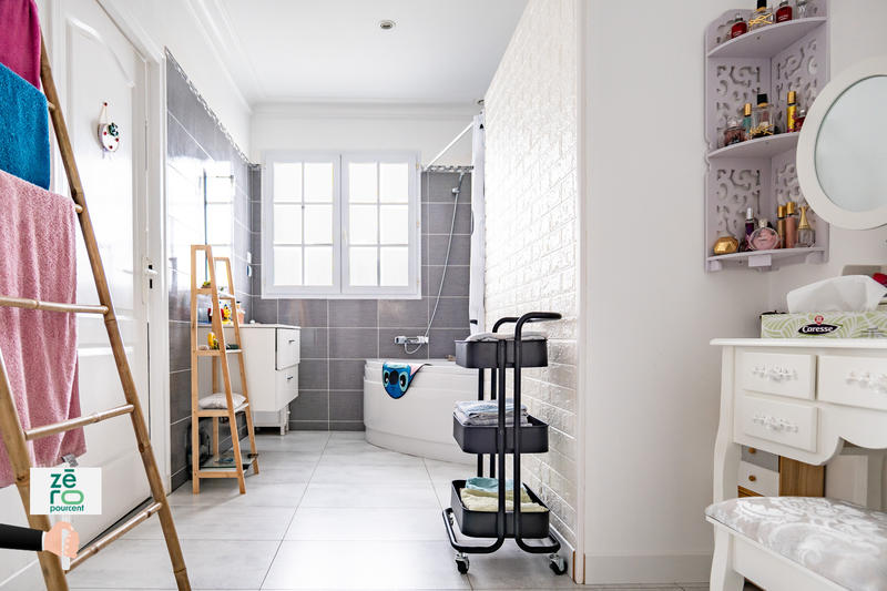 Maison - 283 m² - 10 pièces