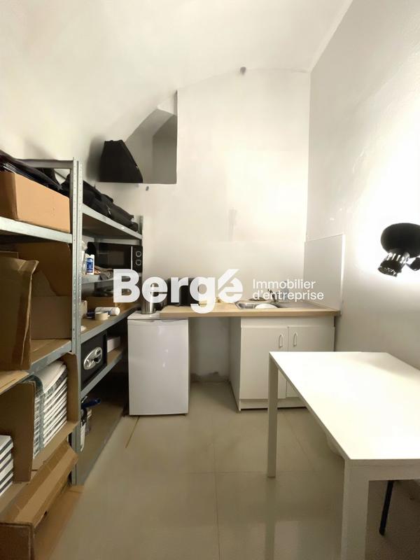 Local commercial - 30 m² - 3 pièces