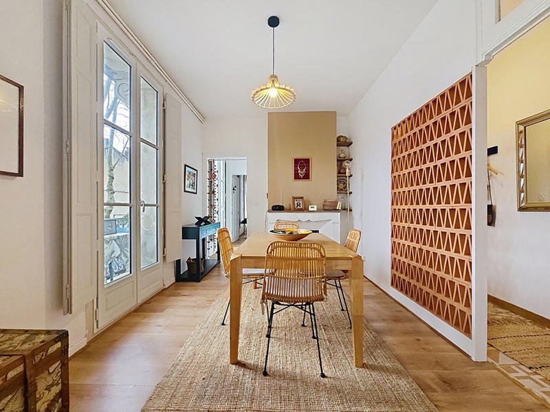 Appartement - 84 m² - 4 pièces