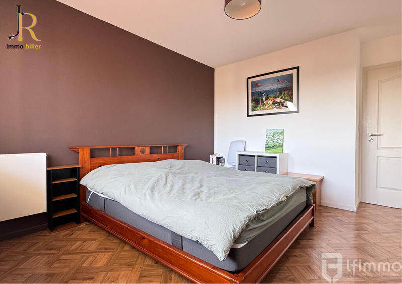 Appartement - 112 m² - 5 pièces