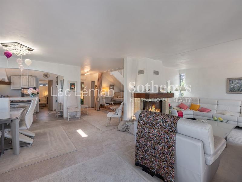 Maison - 180 m² - 6 pièces