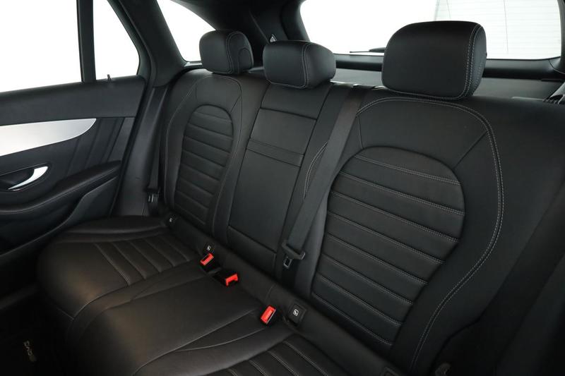 Mercedes Glc 300 e Amg Line 4Matic 9g-Tronic 320 ch