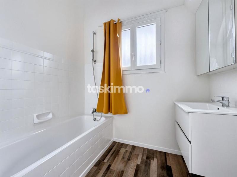 Appartement - 89 m² - 4 pièces