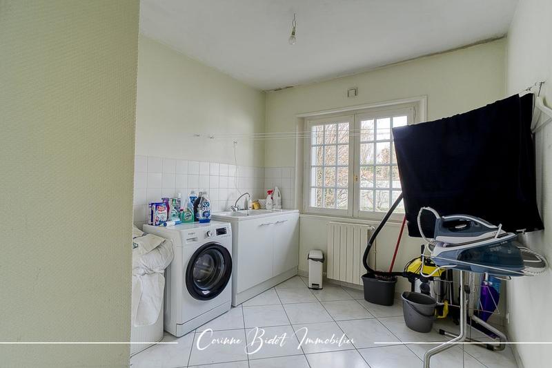 Villa - 320 m² - 8 pièces