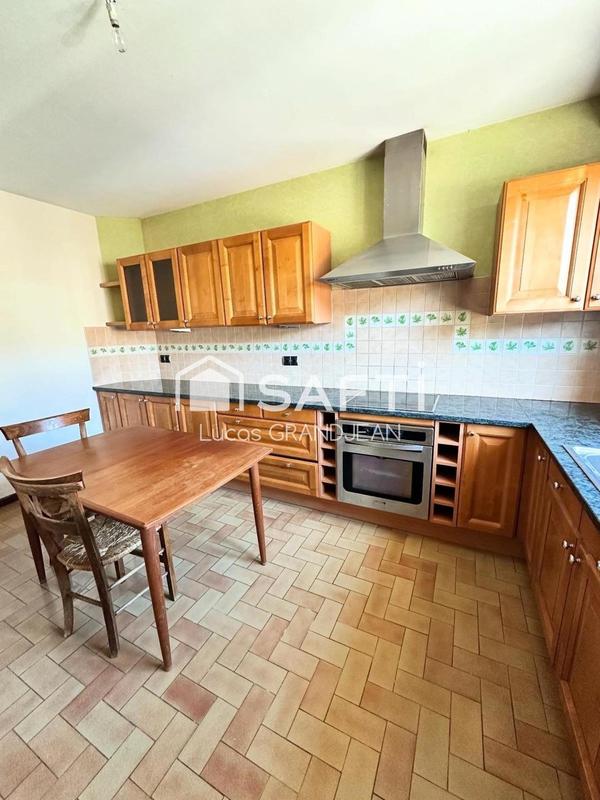 Maison de ville - 99 m² - 5 pièces