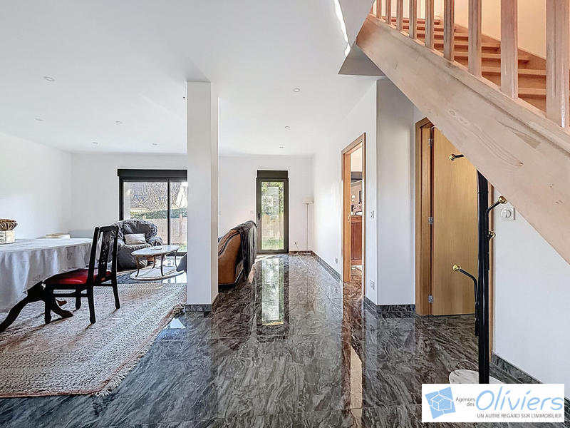 Maison - 110 m² - 6 pièces