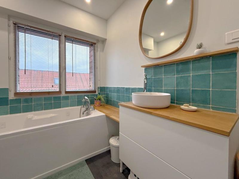 Maison - 90 m² - 3 pièces