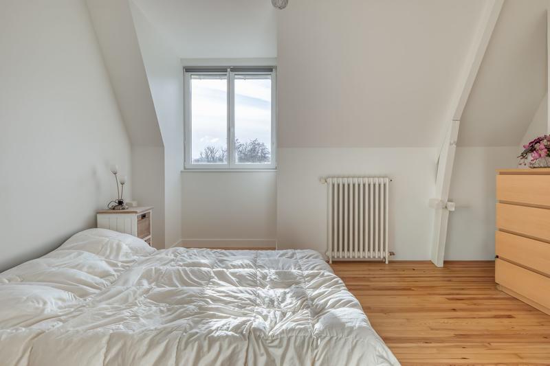 Maison - 327 m² - 10 pièces