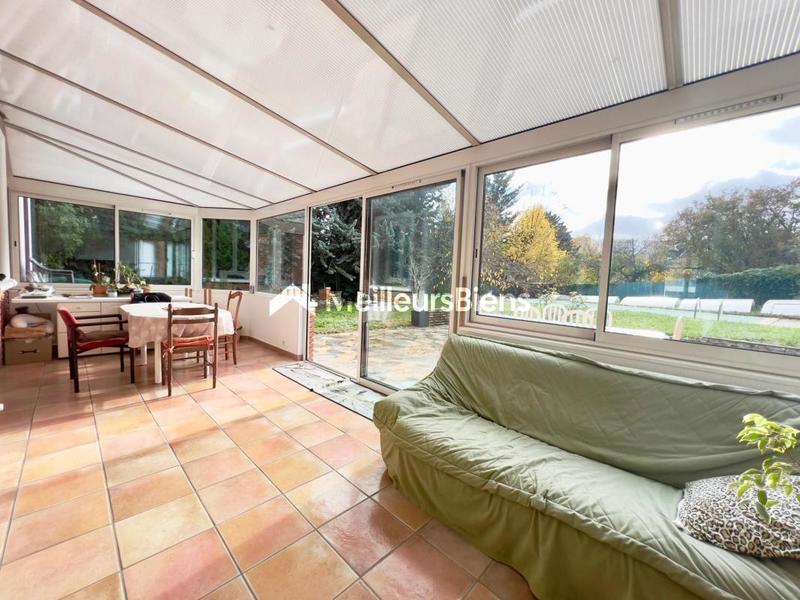 Maison - 185 m² - 8 pièces