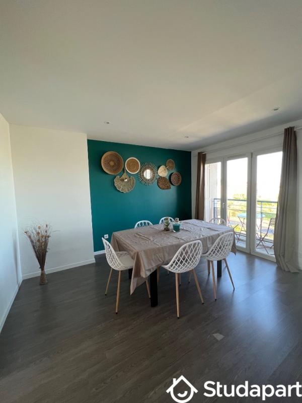 Chambre - 12 m² - 1 pièce