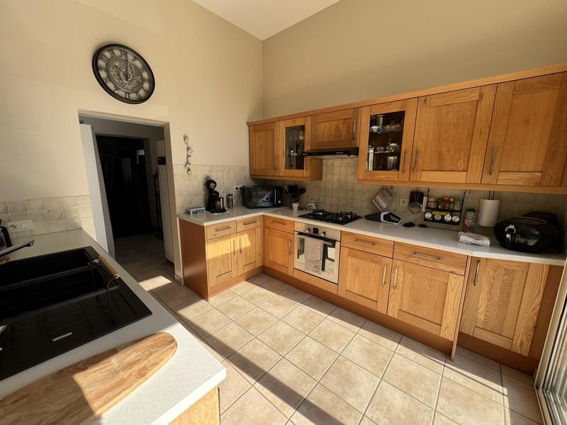 Maison - 185 m² - 6 pièces