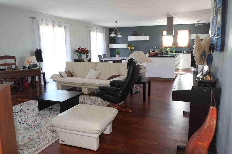 Maison - 134 m² - 4 pièces