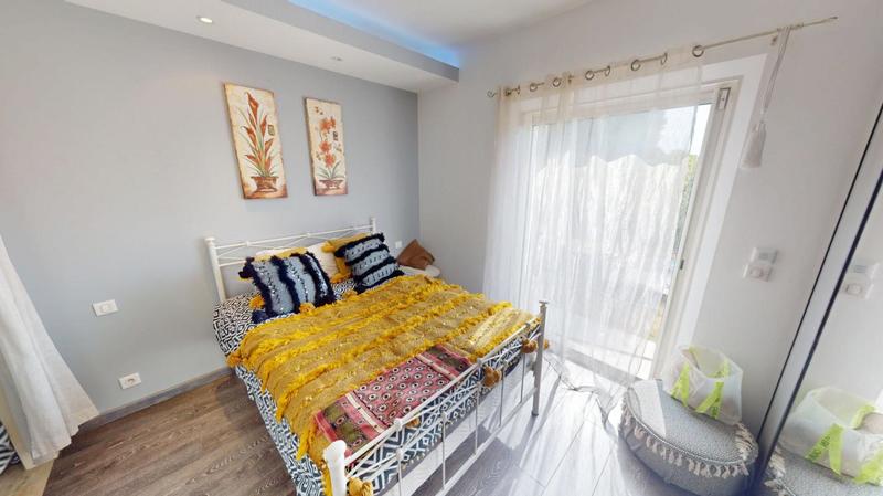 Villa - 207 m² - 8 pièces