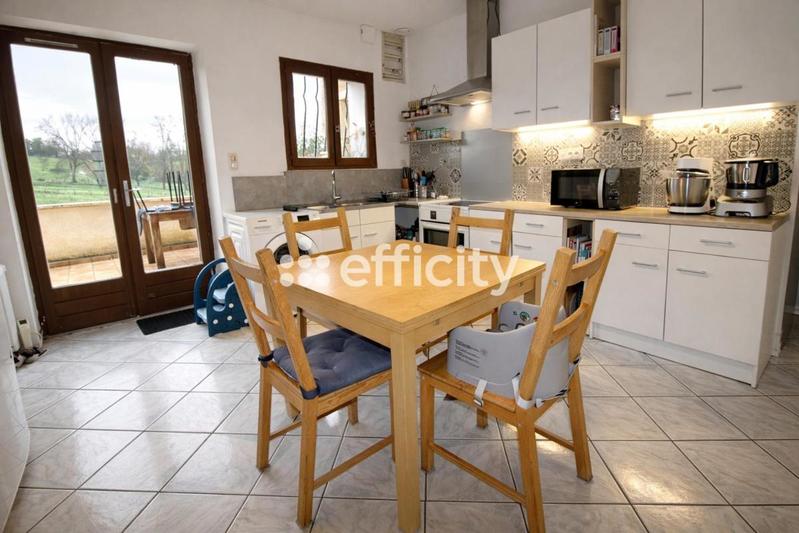 Villa - 70 m² - 4 pièces