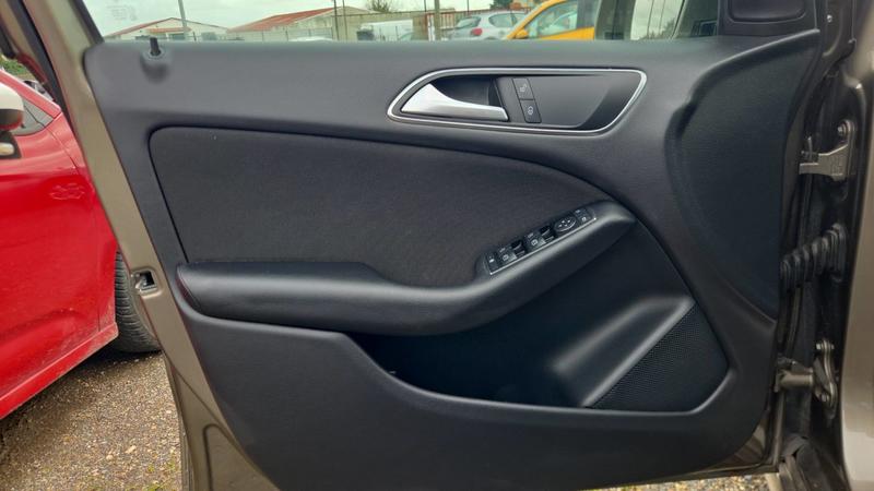 Mercedes Classe B 180 122 Intuition - Entretien constructeur