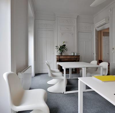 Bureau - 150 m² - 6 pièces