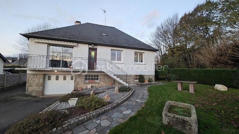 Maison - 92 m² - 5 pièces