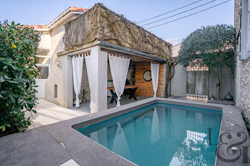 Maison - 170 m² - 6 pièces