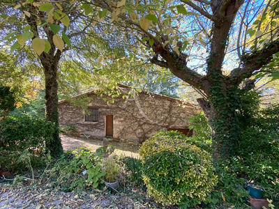 Maison - 147 m² - 8 pièces