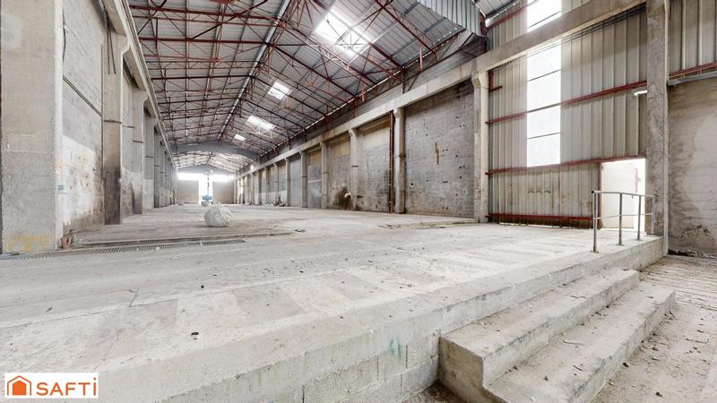 Bureau - 10 600 m² - 8 pièces