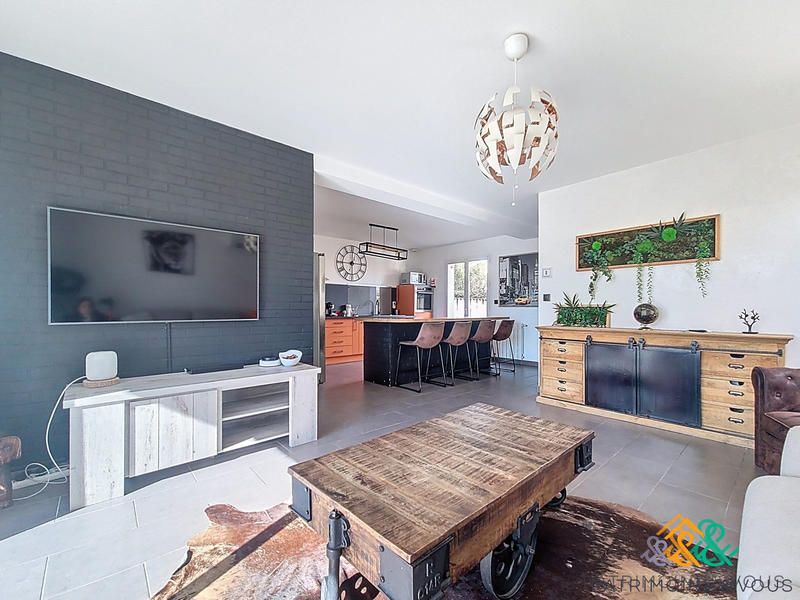 Maison traditionnelle - 86 m² - 4 pièces