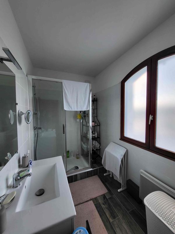 Villa - 196 m² - 7 pièces