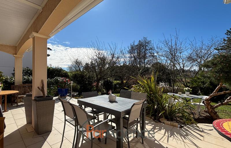 Maison - 143 m² - 4 pièces