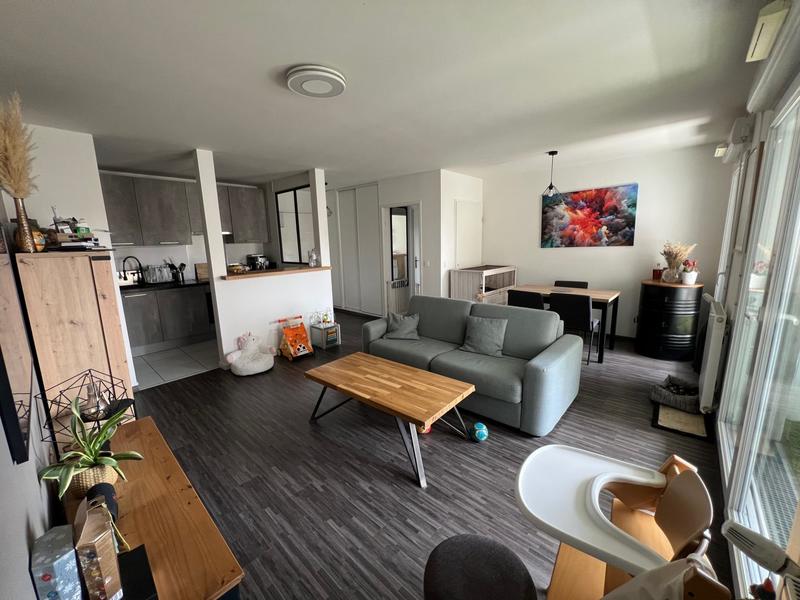 Appartement - 67 m² - 3 pièces