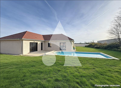 Maison - 120 m² - 5 pièces