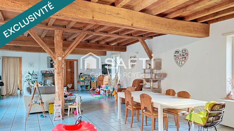 Maison - 230 m² - 6 pièces