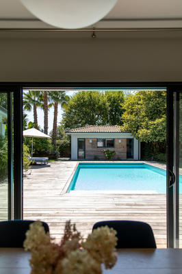 Maison - 225 m² - 9 pièces