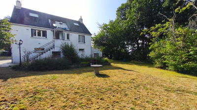 Maison - 97 m² - 6 pièces