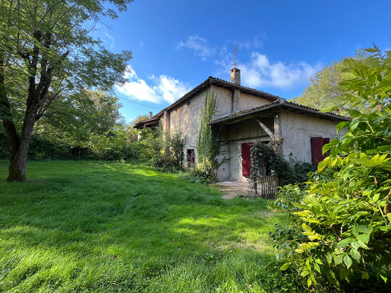 Maison - 210 m² - 9 pièces