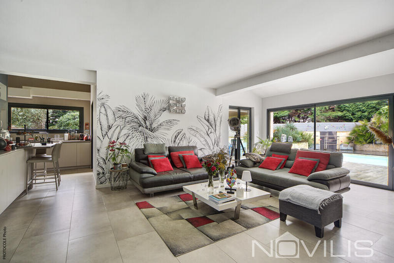 Villa - 180 m² - 7 pièces