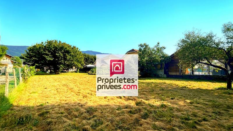 Terrain constructible - 1 029 m²