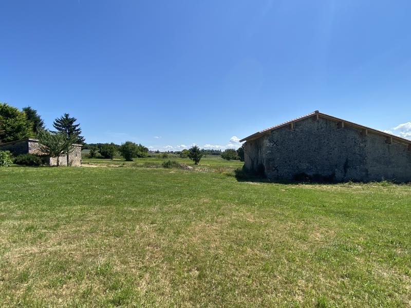 Maison - 276 m² - 9 pièces