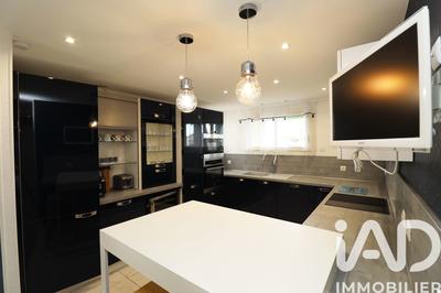 Appartement - 90 m² - 4 pièces