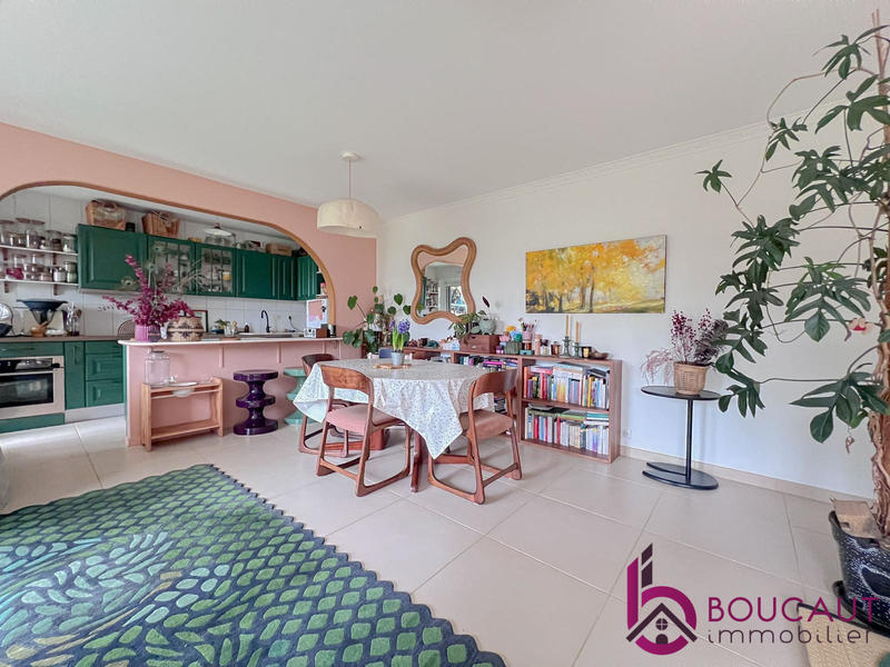 Appartement - 96 m² - 4 pièces