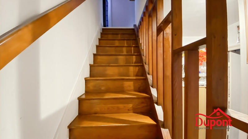 Maison traditionnelle - 76 m² - 6 pièces