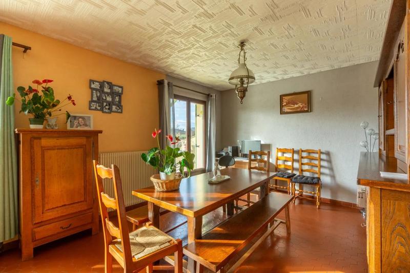 Maison - 188 m² - 8 pièces