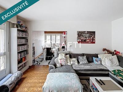 Appartement - 81 m² - 4 pièces