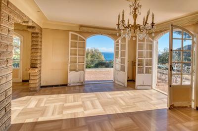 Villa - 364 m² - 12 pièces