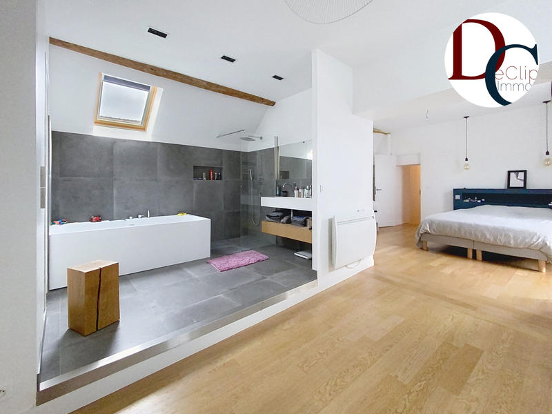 Maison - 160 m² - 7 pièces