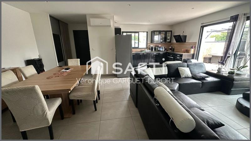 Maison - 100 m² - 4 pièces