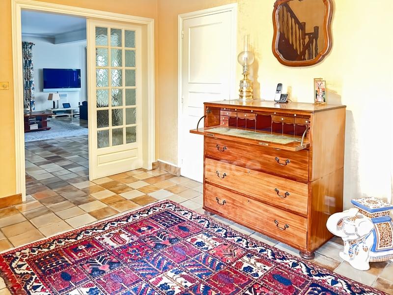 Maison - 224 m² - 7 pièces