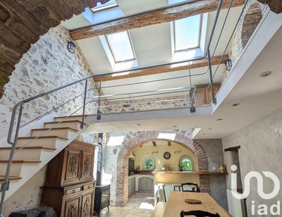 Maison - 200 m² - 7 pièces