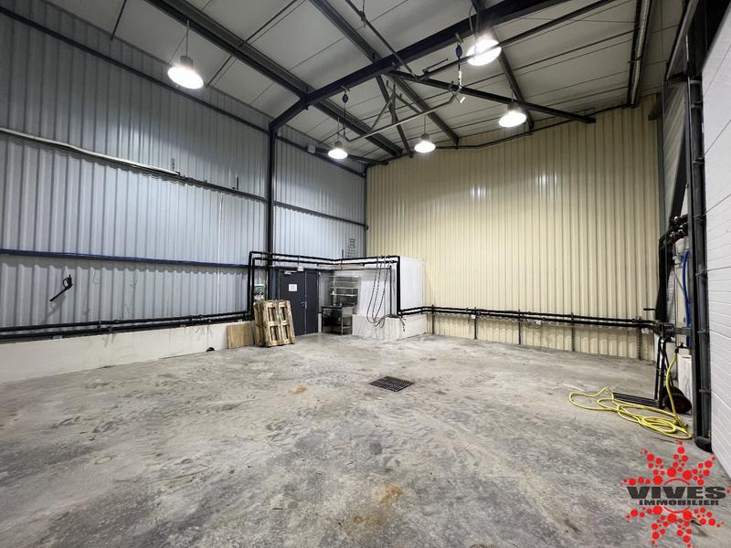 Entrepôt - 265 m²
