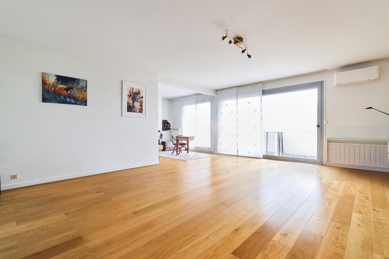 Appartement - 157 m² - 6 pièces