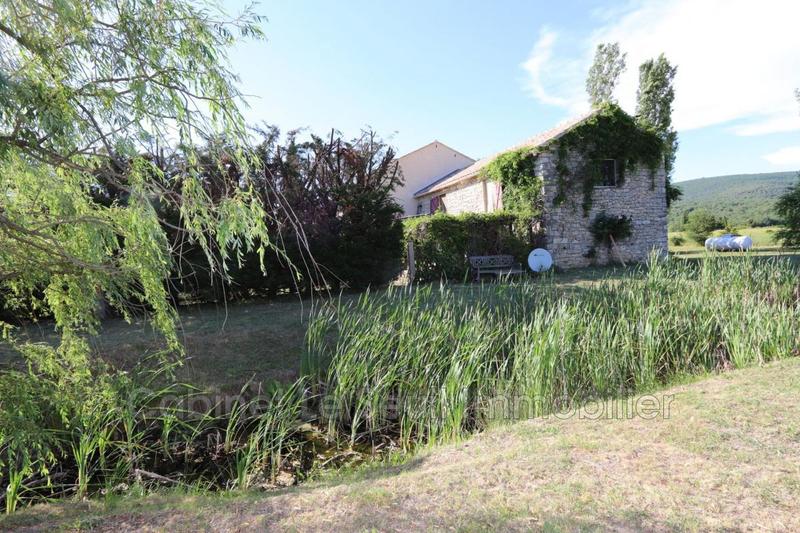 Mas - 400 m² - 7 pièces